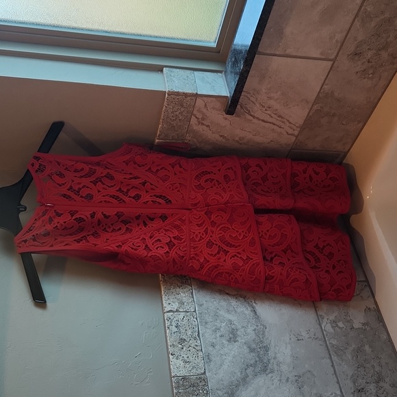 Dress - Picture 4 of 5